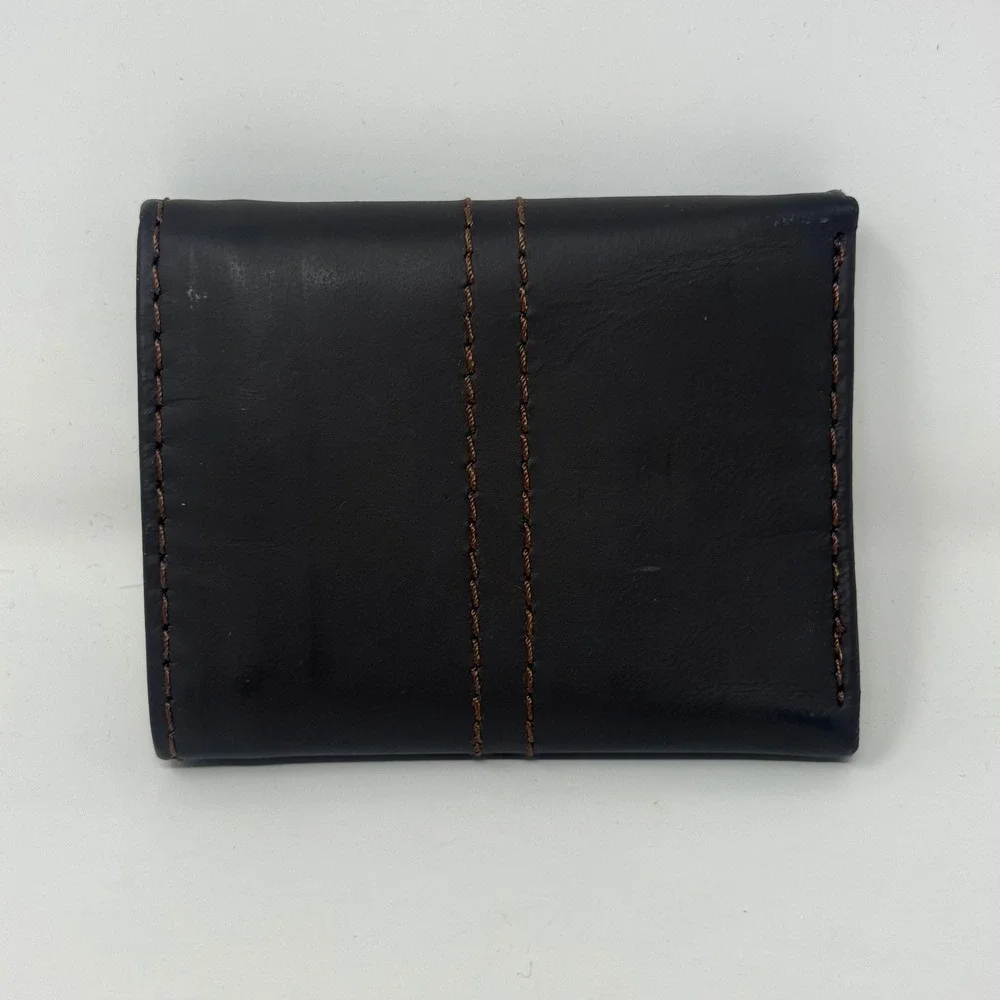 Genuine Dickies Mens Trifold Wallet Brown Leather RFID Blocking Zipper Pocket